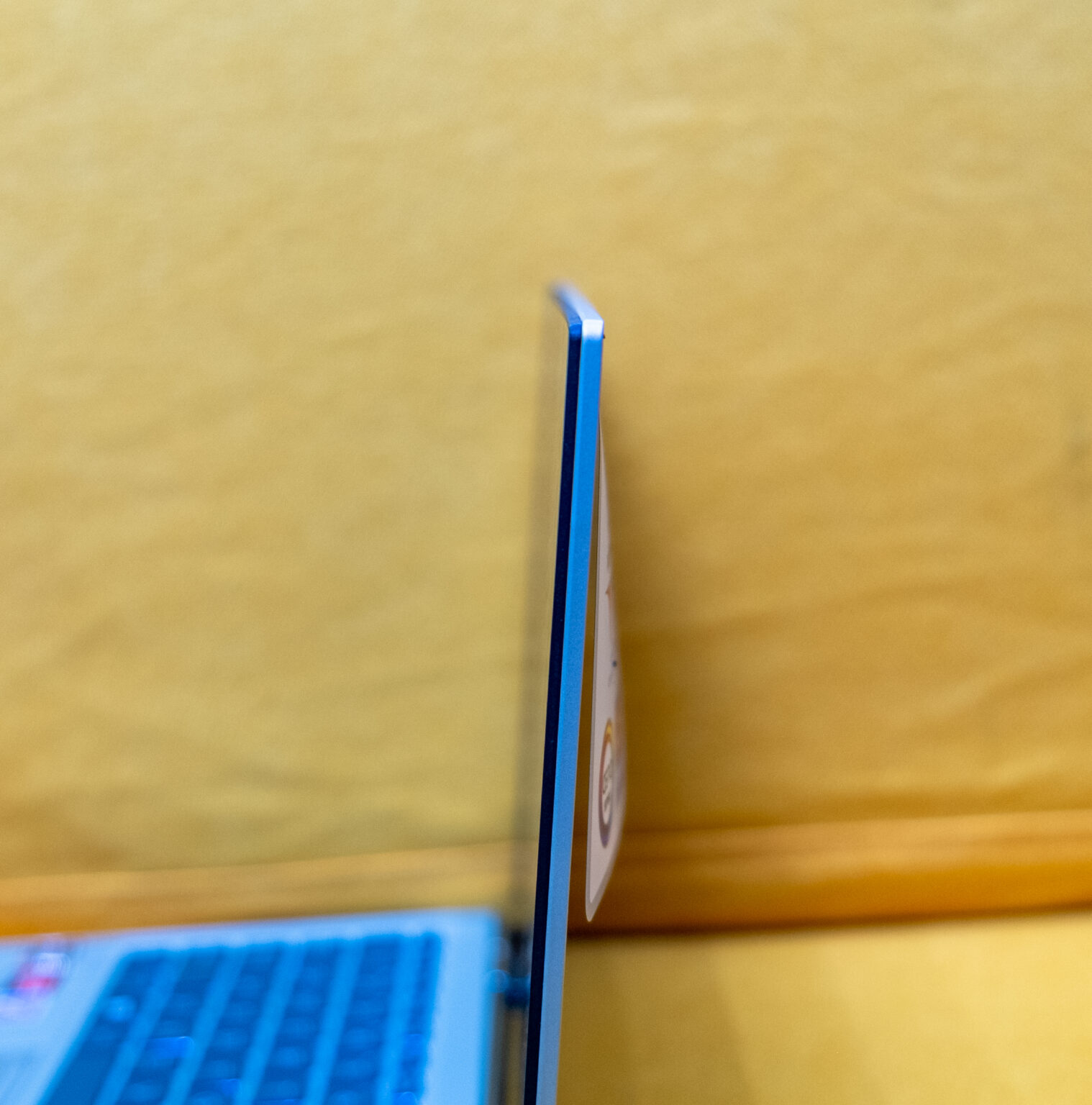 zenbook-s-13-oled-um5302t-amd-ryzen7-6800u-einfoldtech