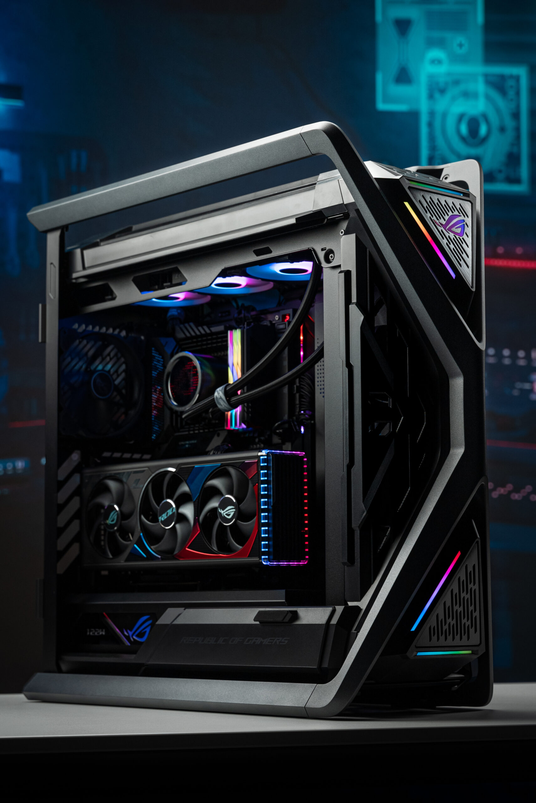 ASUS Republic of Gamers Announces Hyperion GR701 Full-Tower Gaming 
