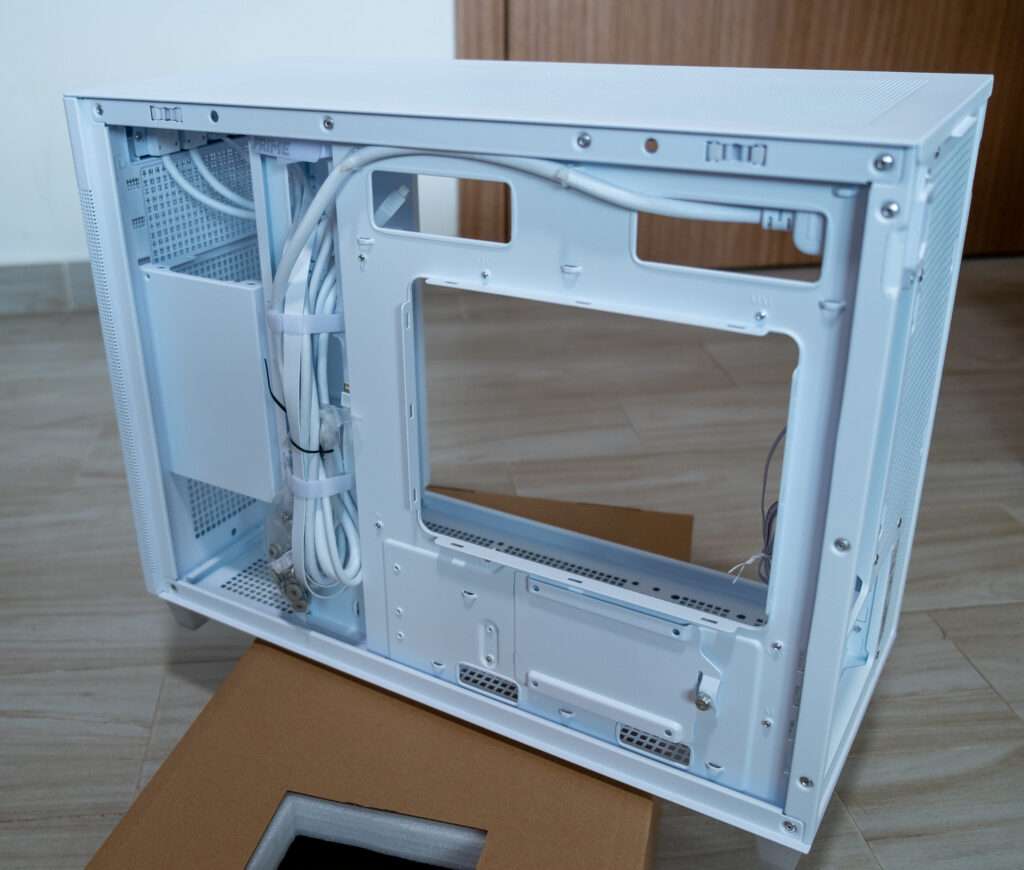 A budget gaming system with Ryzen 8600G and ASUS A620 chipset + AP201 ...