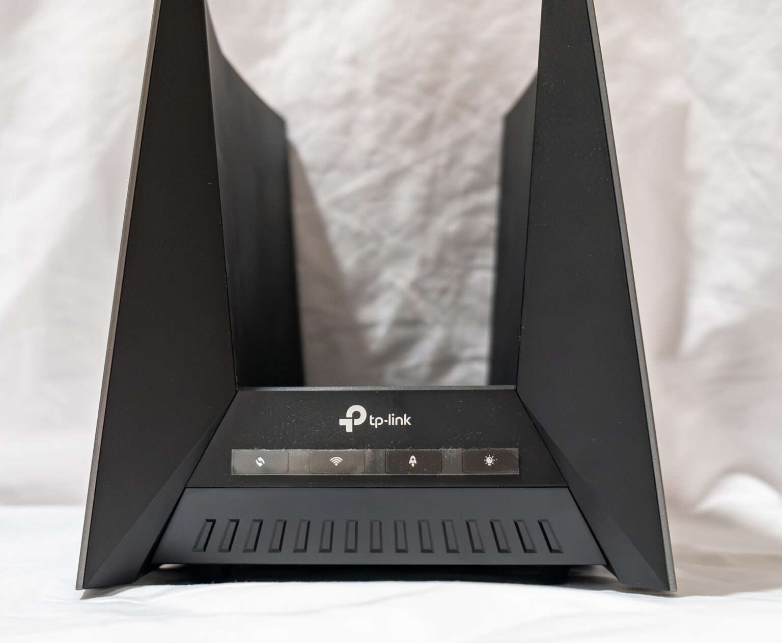 TP Link Archer GE800 BE19000 Tri-Band Wi-Fi 7 Gaming Router - Einfoldtech